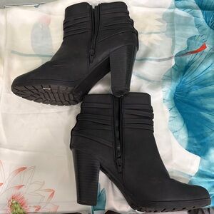 Women's Black Ankle Booties with Stacked Heel